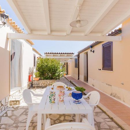 Villa Degli Ulivi Avola Bagian luar foto