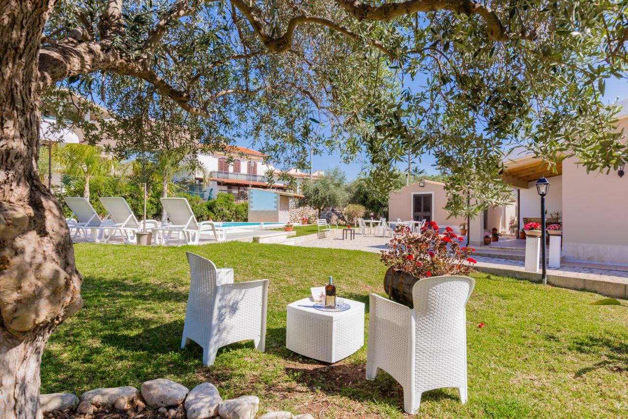 Villa Degli Ulivi Avola Bagian luar foto