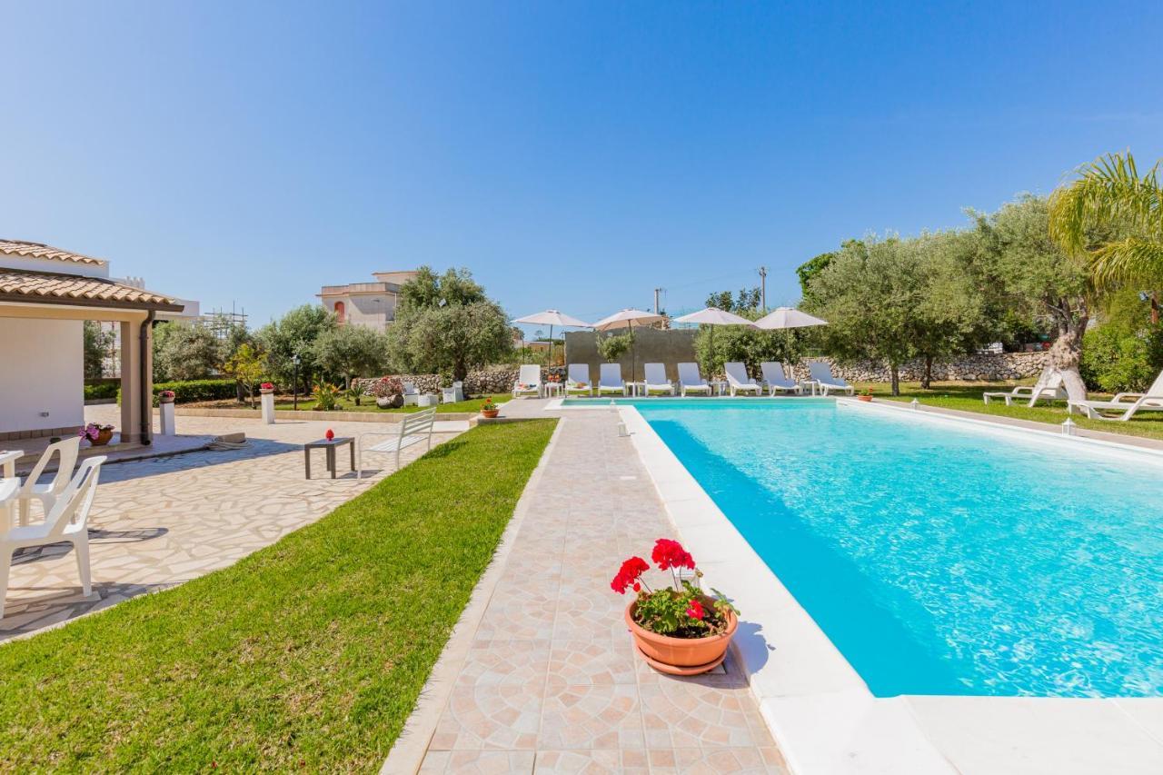 Villa Degli Ulivi Avola Bagian luar foto